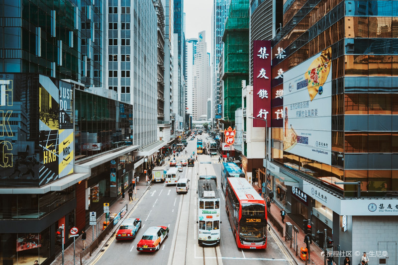 香港,致尊敬的听众朋友们